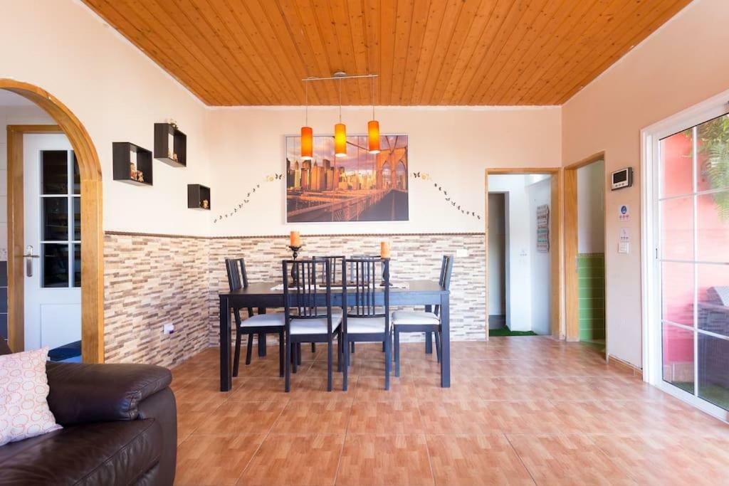 סן איסידרו Villa Blanca Tenerife - Complete House - Terrace And Bbq, 5 Minutes From The Beach And Airport מראה חיצוני תמונה