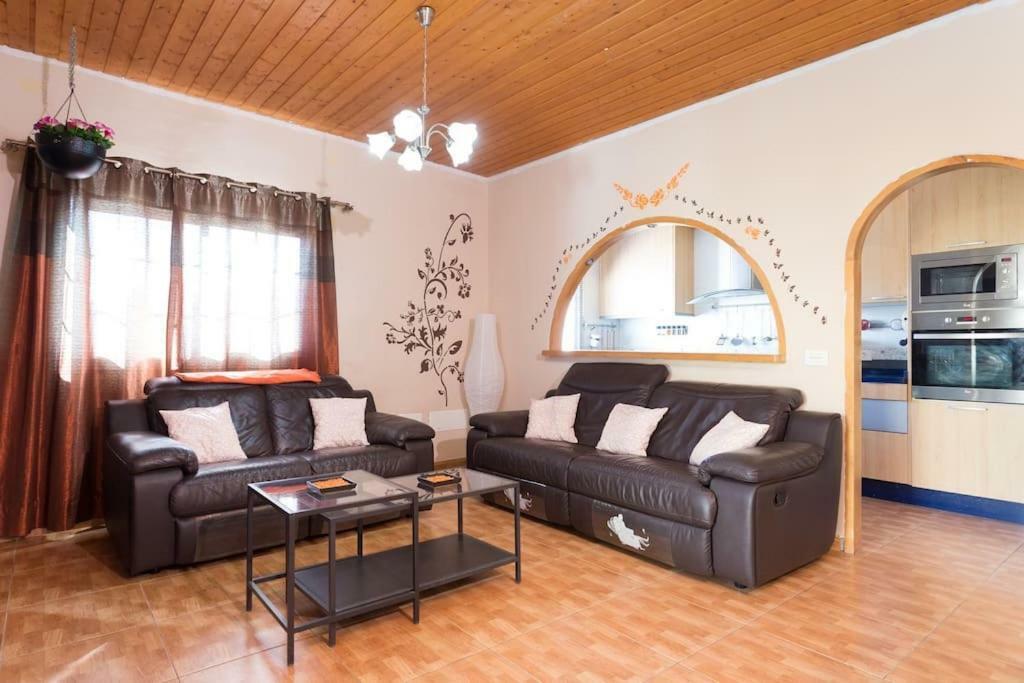 סן איסידרו Villa Blanca Tenerife - Complete House - Terrace And Bbq, 5 Minutes From The Beach And Airport מראה חיצוני תמונה